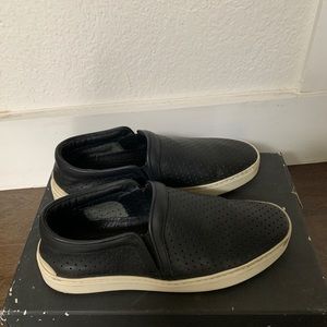 Women’s Rag & Bone leather slip on sneakers, size 37. Signs of wear through out